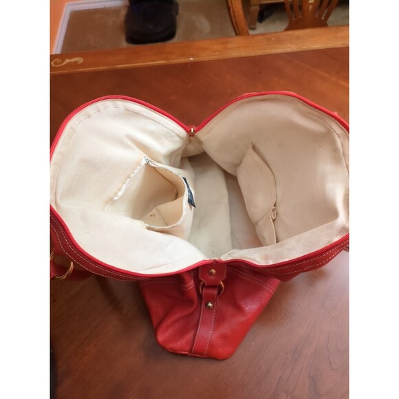 GUIA’S Large Made in Italy Leather Red Bag - Picture 13 of 16